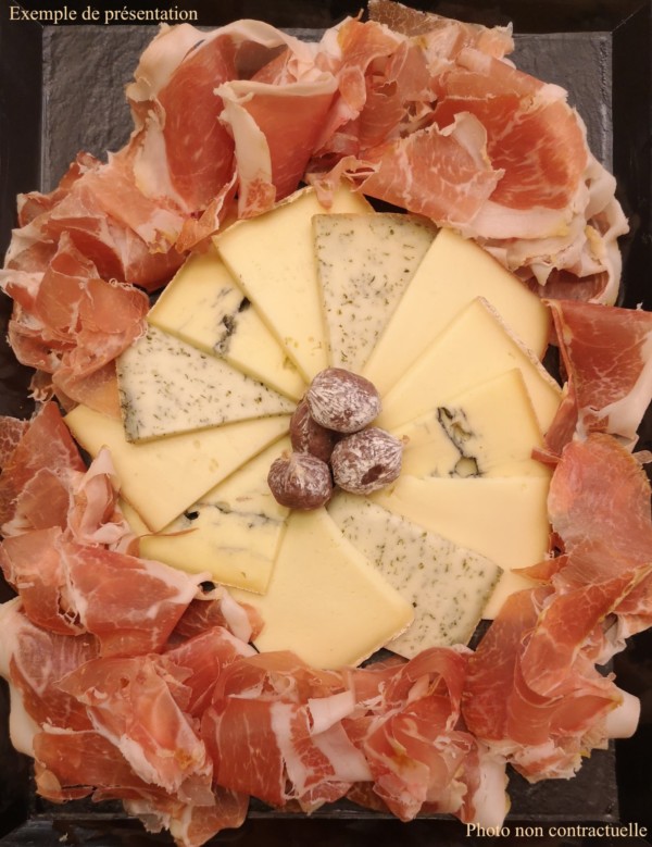 Plateau raclette charcuterie exemple